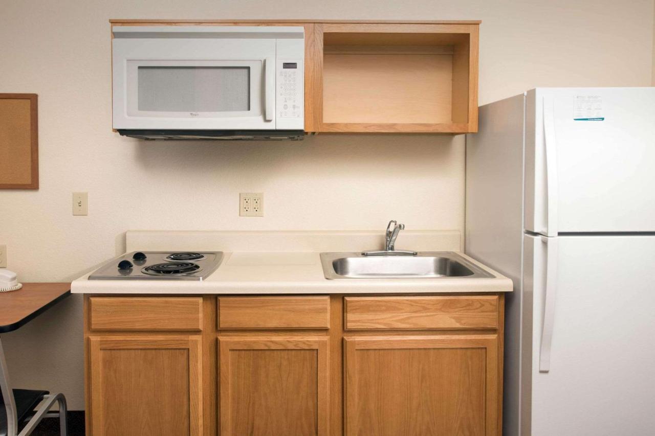 Woodspring Suites Midland Zewnętrze zdjęcie