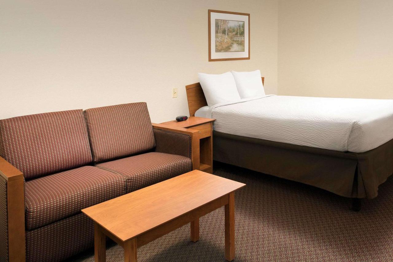 Woodspring Suites Midland Zewnętrze zdjęcie