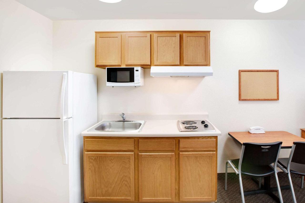 Woodspring Suites Midland Zewnętrze zdjęcie
