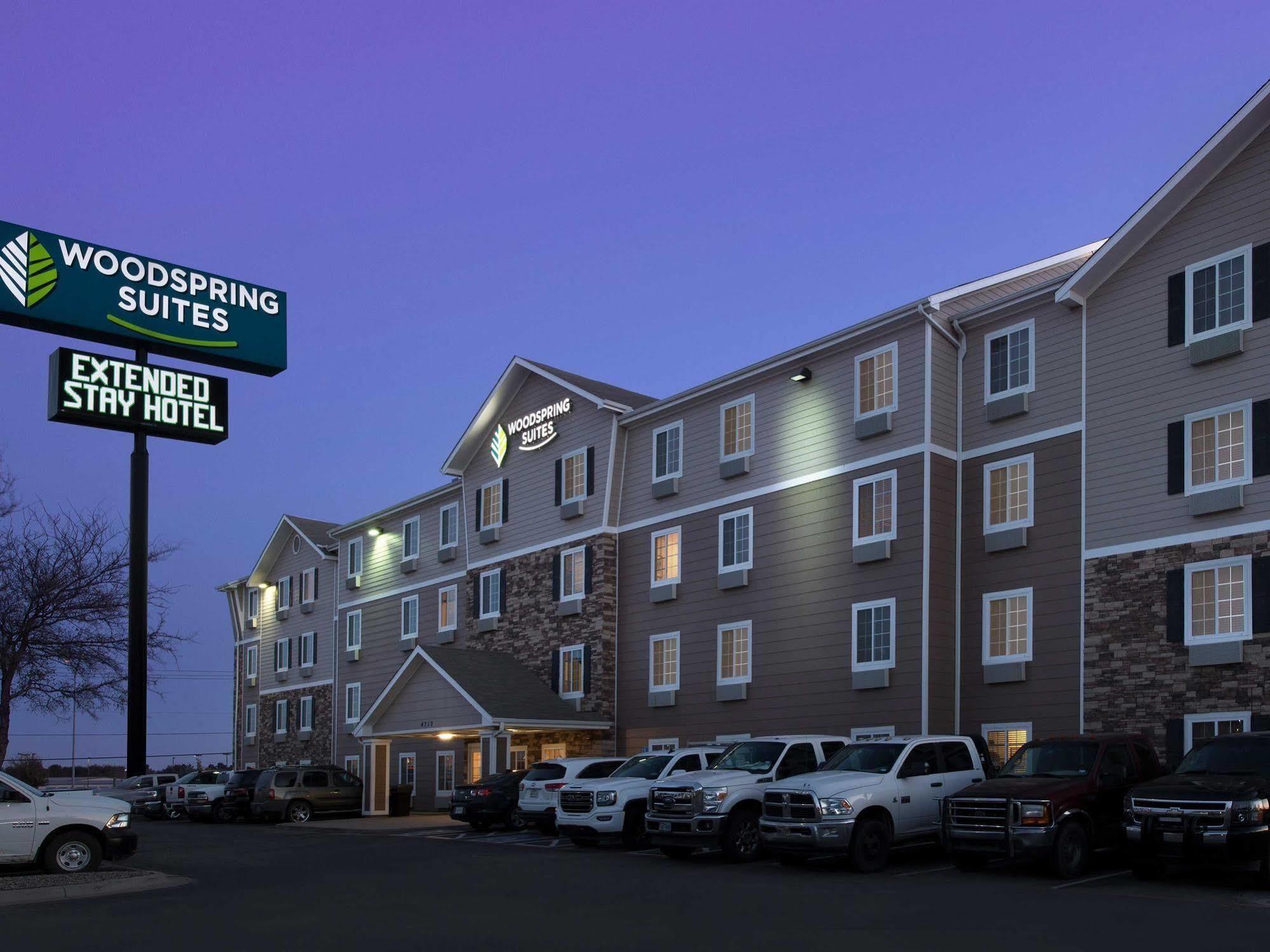 Woodspring Suites Midland Zewnętrze zdjęcie
