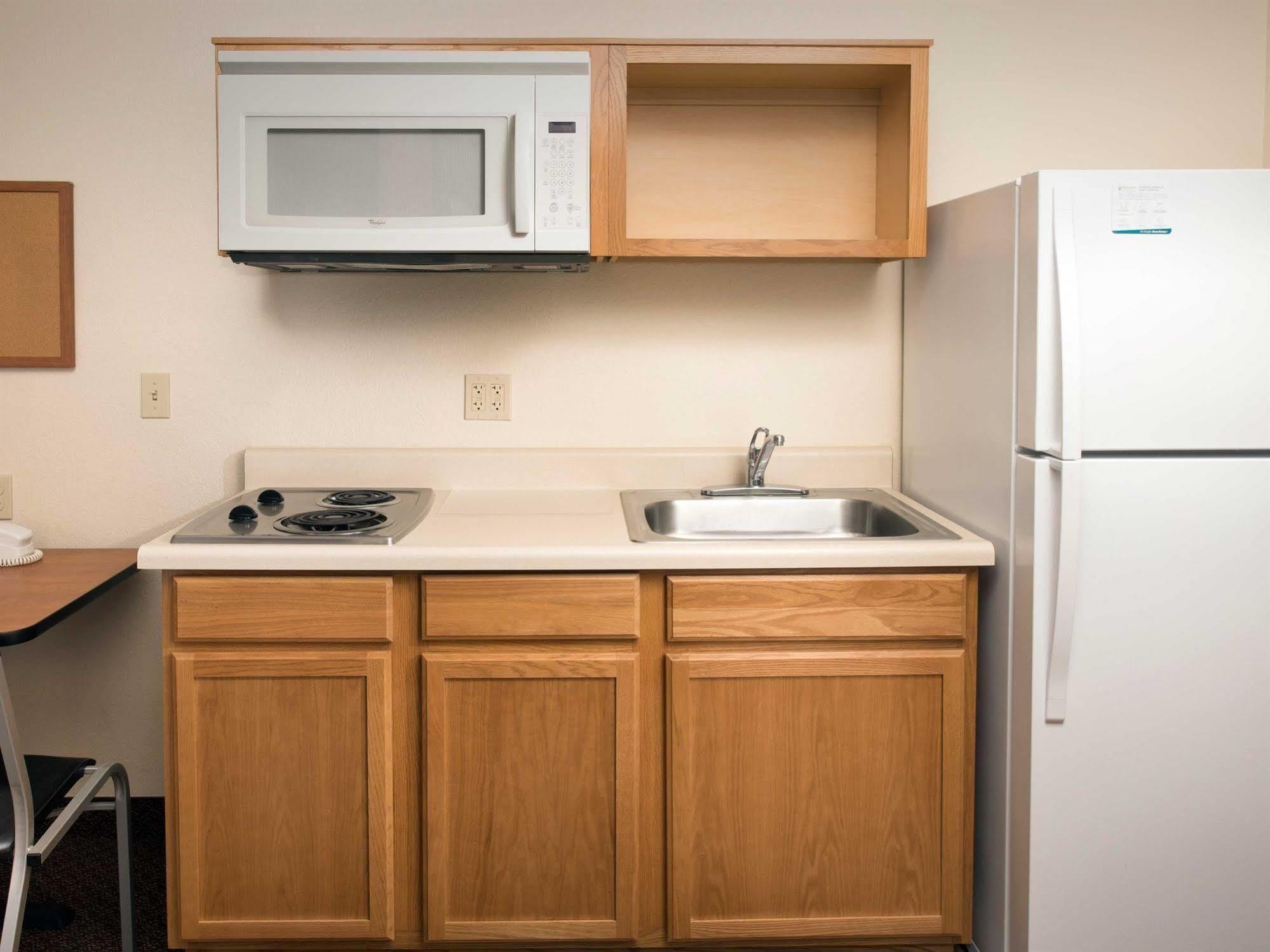 Woodspring Suites Midland Zewnętrze zdjęcie